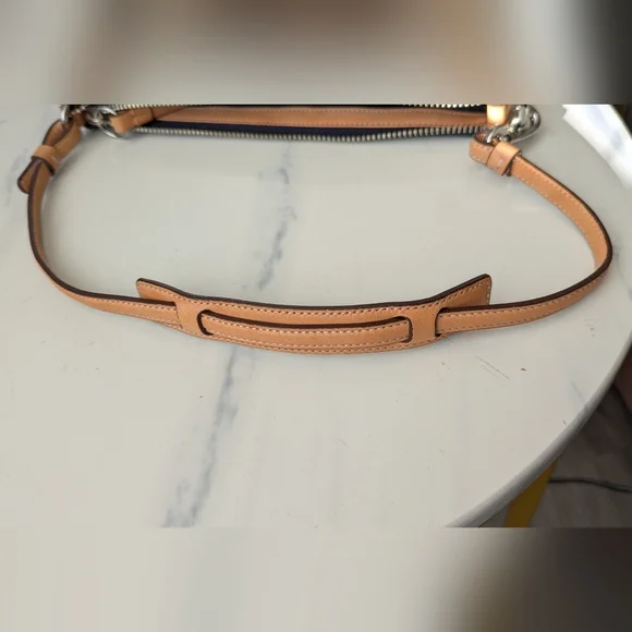 Vintage Coach Y2K Denim And Vachetta Shoulder/Handbag. - Picture 12 of 12